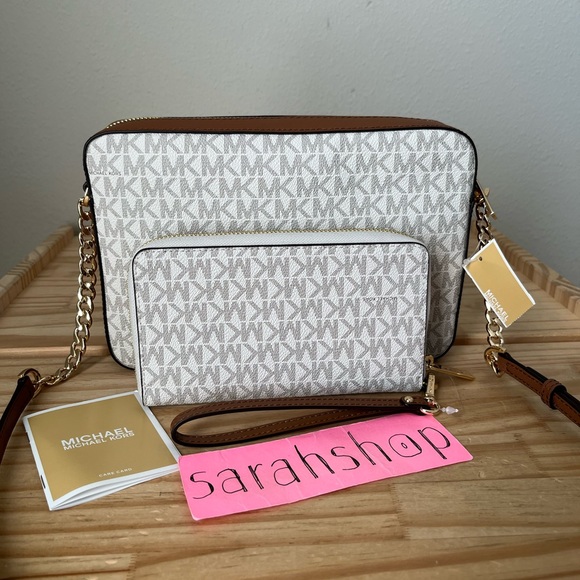 🌼Michael Kors set - Picture 2 of 16